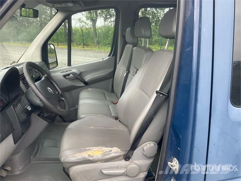 Volkswagen Crafter 플랫베드/드롭사이드 트럭