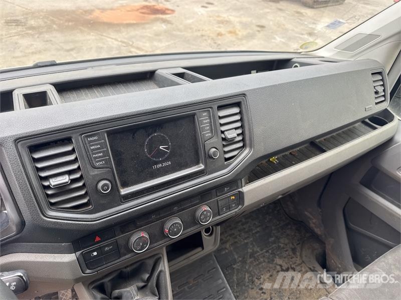 Volkswagen Crafter 4 Motion Vehicule Utilitaire Cargo Van Panel vans