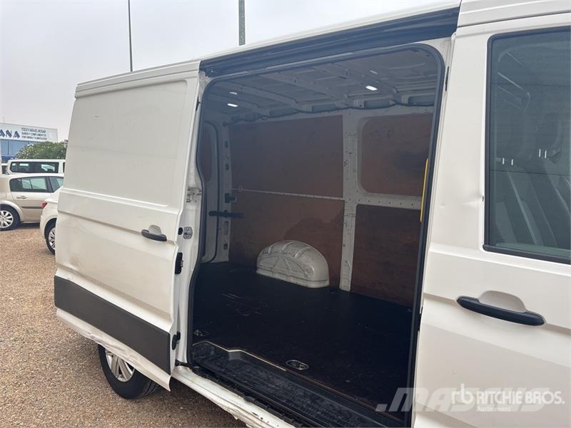 Volkswagen Crafter Cargo Van Panel vans