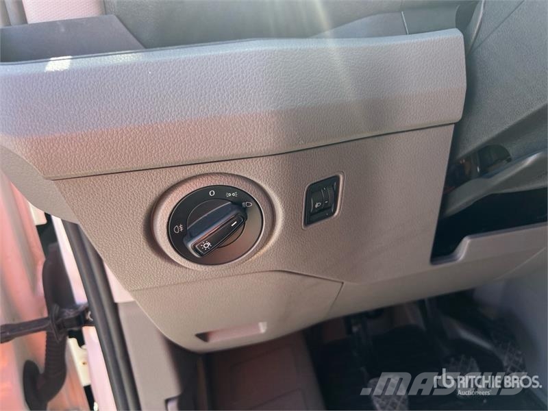 Volkswagen Crafter Cargo Van Lieferwagen