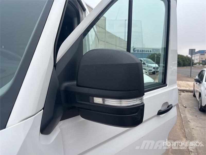 Volkswagen Crafter Cargo Van Panel vans