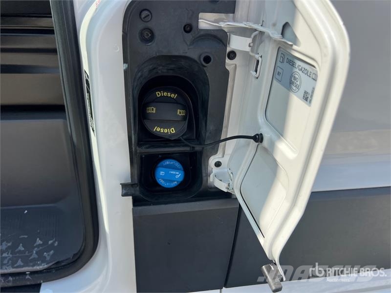 Volkswagen Crafter Cargo Van Lieferwagen