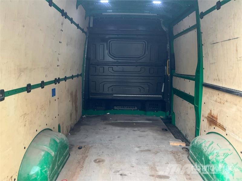 Volkswagen Crafter Cargo Van (Inoperable) Furgonetas /Furgón