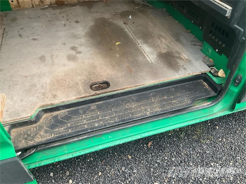 Volkswagen Crafter Cargo Van (Inoperable) Furgonetas /Furgón