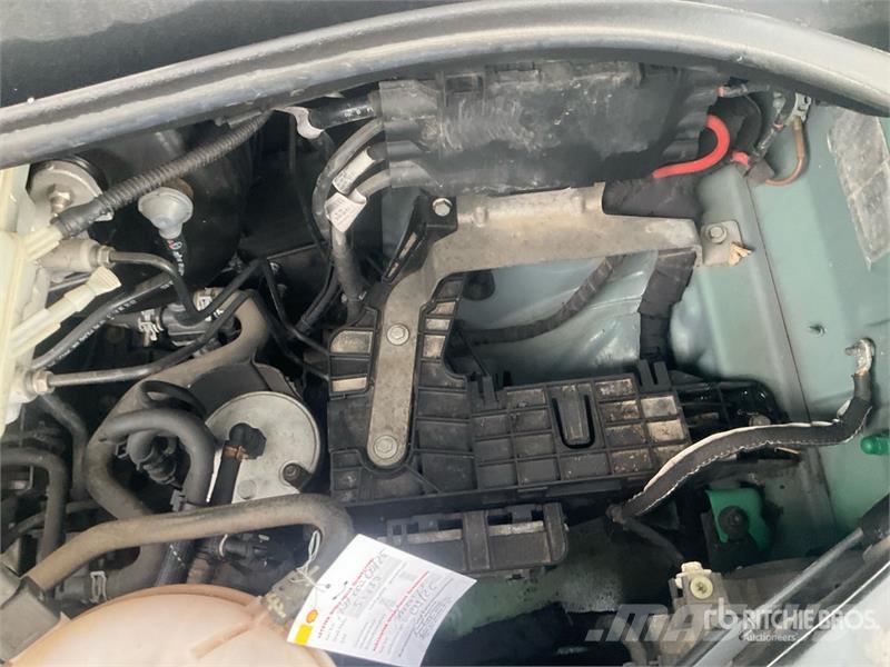 Volkswagen Crafter Cargo Van (Inoperable) Furgonetas /Furgón