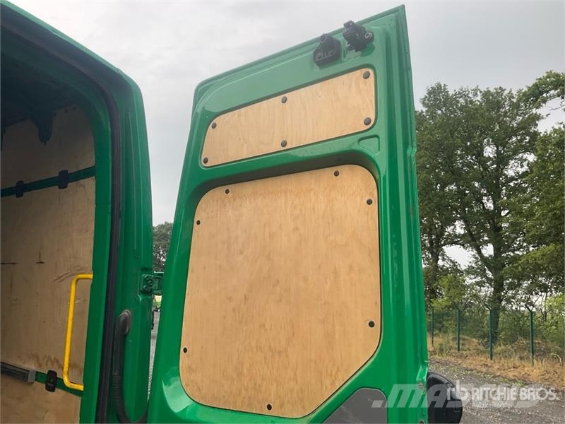 Volkswagen Crafter Cargo Van (Inoperable) Furgonetas /Furgón