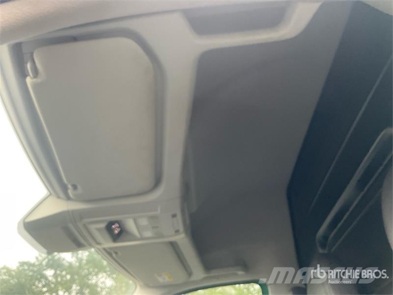 Volkswagen Crafter Cargo Van (Inoperable) Furgonetas /Furgón