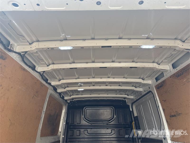 Volkswagen Crafter Cargo Van Panel vans