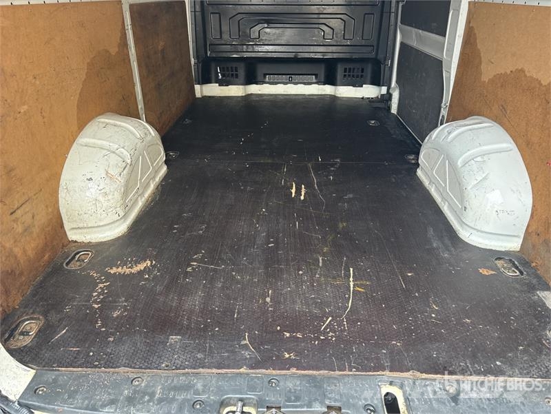 Volkswagen Crafter Cargo Van Panel vans