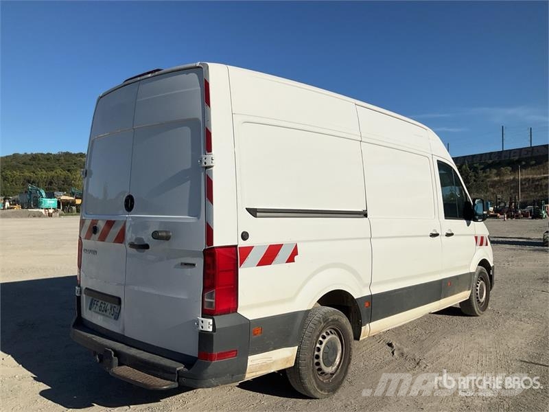 Volkswagen Crafter Vehicule Utilitaire Cargo Van Pakettiautot