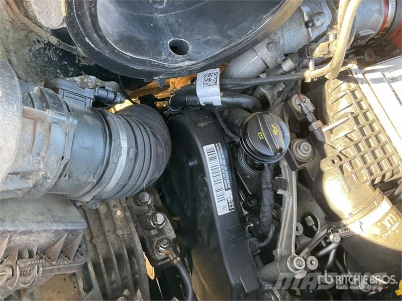 Volkswagen Crafter Vehicule Utilitaire Cargo Van Pakettiautot