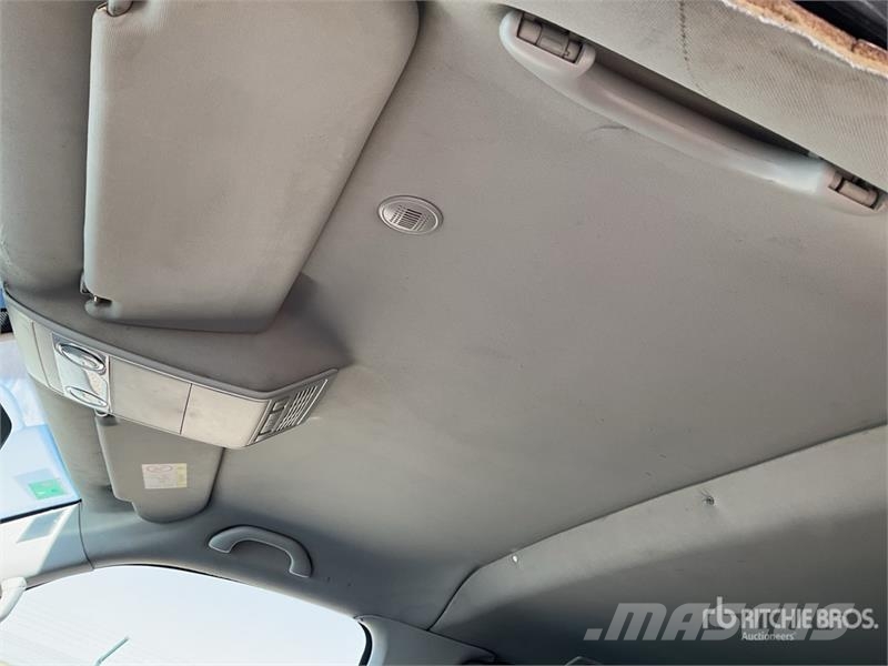 Volkswagen Multivan 7 Passenger Van Panel vans