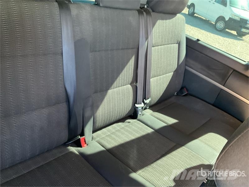 Volkswagen Multivan 7 Passenger Van Panel vans