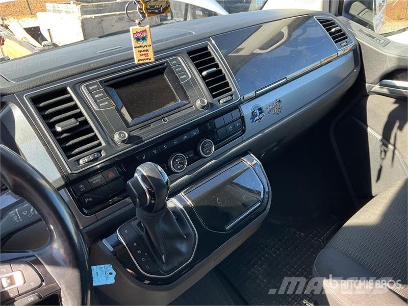 Volkswagen Multivan 7 Passenger Van Panel vans