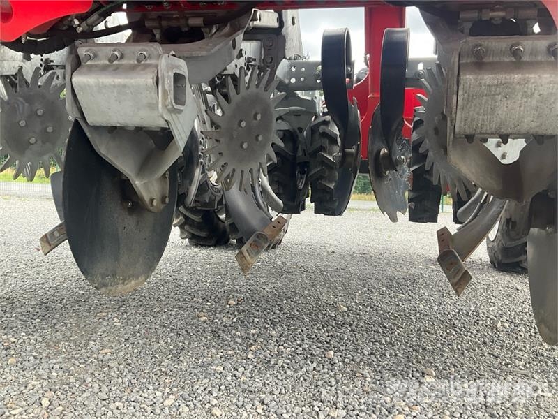  Volmer Culex 6 m Strip-Tiller (Unused) Lauksaimniecība- Citi