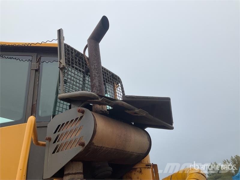Volvo A25D Zglobni demperji