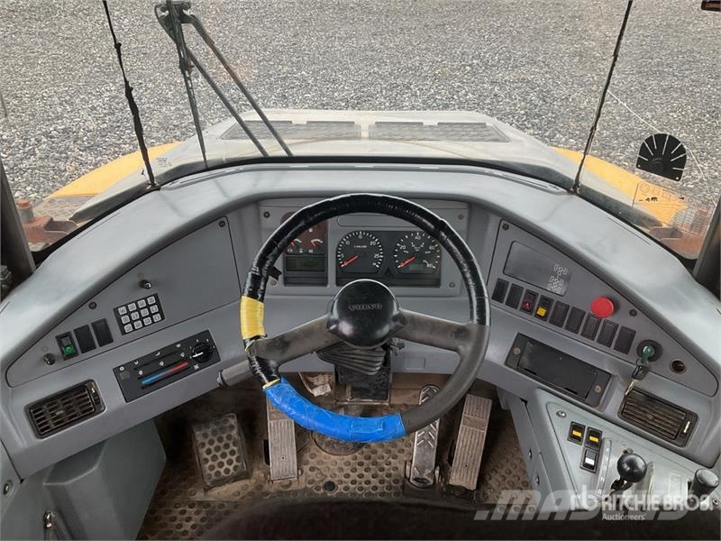 Volvo A25D Zglobni demperji