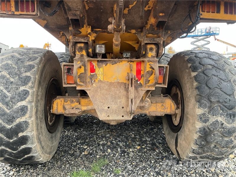 Volvo A25D Zglobni demperji