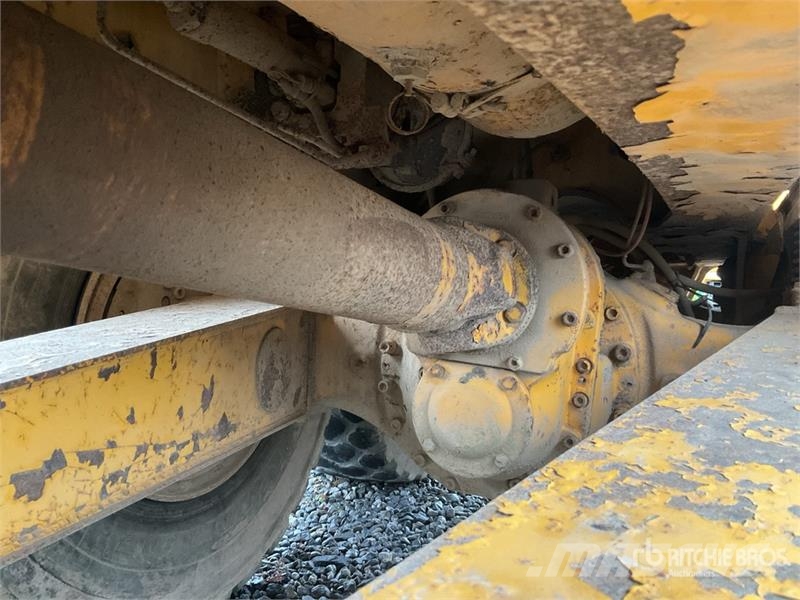 Volvo A25D Zglobni demperji