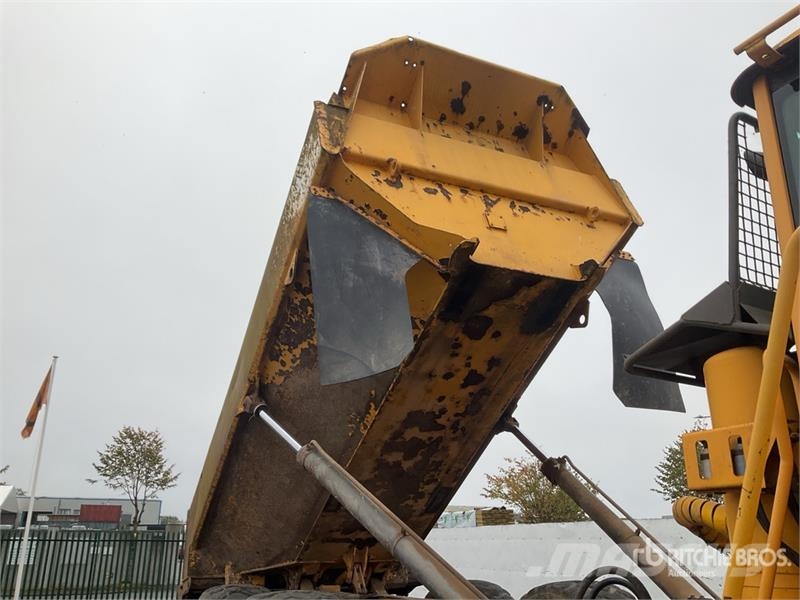 Volvo A25D Zglobni demperji