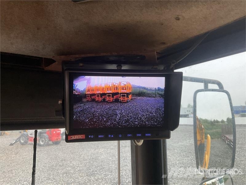Volvo A25D Zglobni demperji
