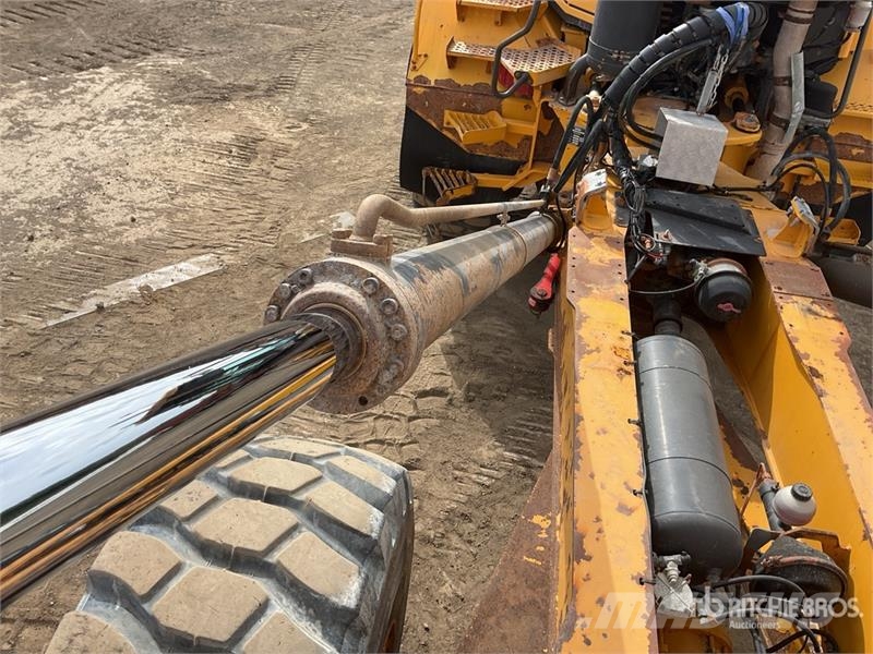 Volvo A25E Dumper - Knickgelenk