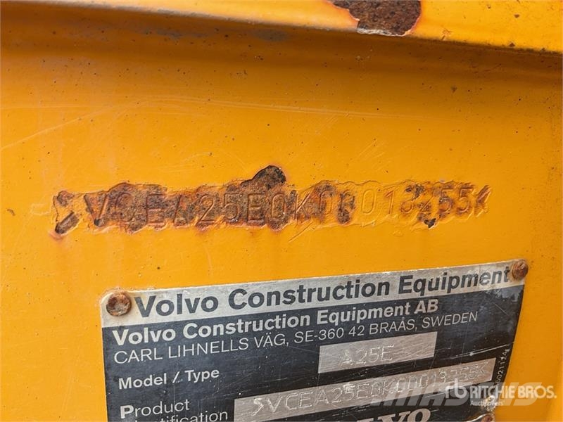 Volvo A25E Dumper - Knickgelenk
