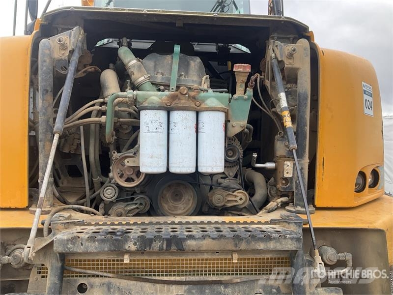 Volvo A25E Liigendraamiga pinnaseveokid