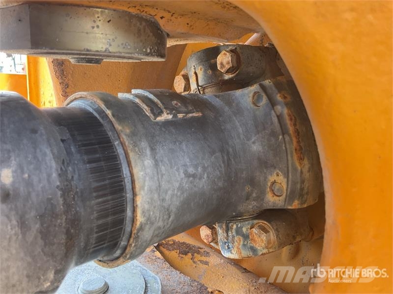 Volvo A25E Dumper - Knickgelenk