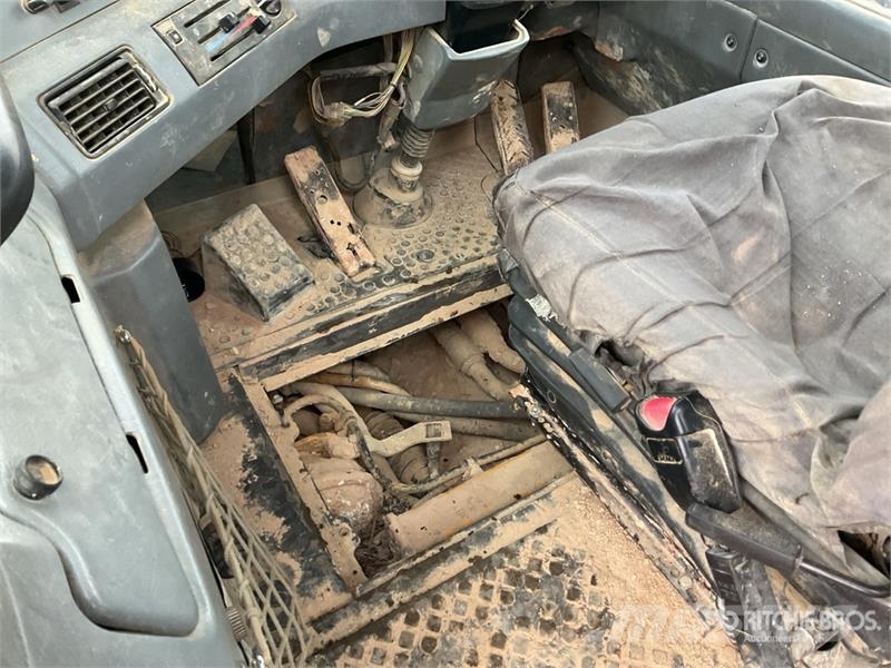 Volvo A25E Terrængående lastbiler