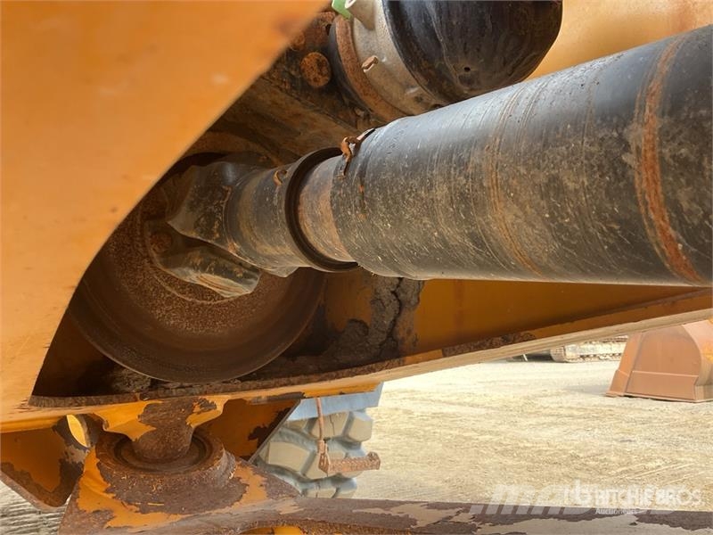 Volvo A25E Dumper - Knickgelenk