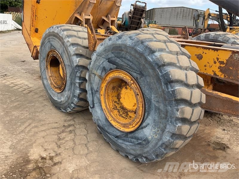Volvo A25E Dumper - Knickgelenk
