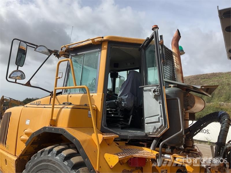 Volvo A25E Dumper - Knickgelenk