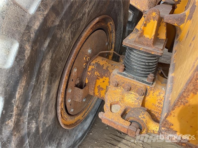 Volvo A25E Dumper - Knickgelenk