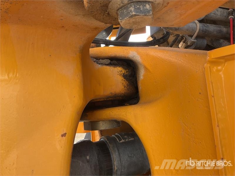 Volvo A25E Dumper - Knickgelenk