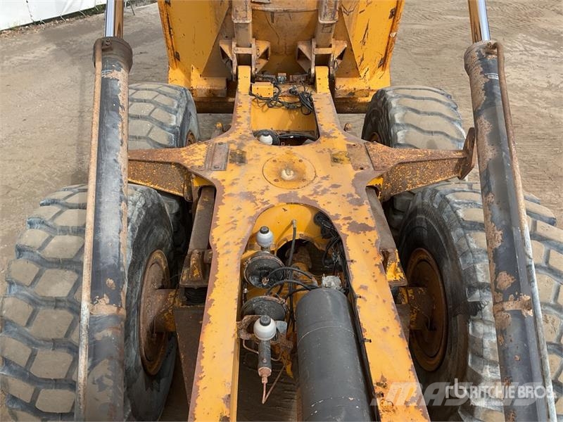 Volvo A25E Dumper - Knickgelenk