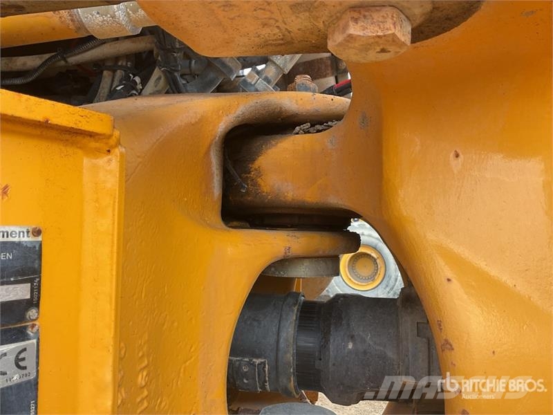 Volvo A25E Dumper - Knickgelenk