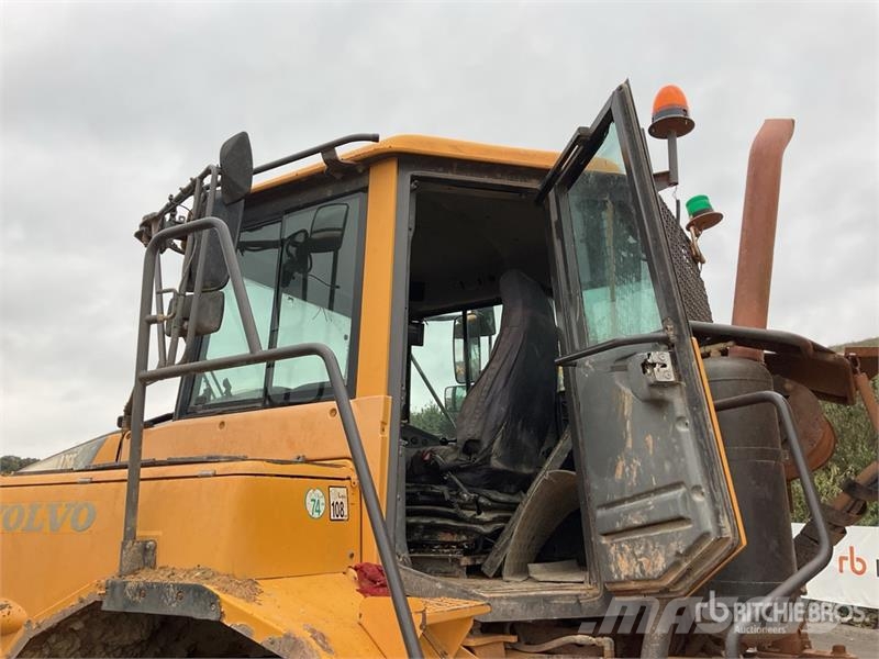 Volvo A25E Terrængående lastbiler