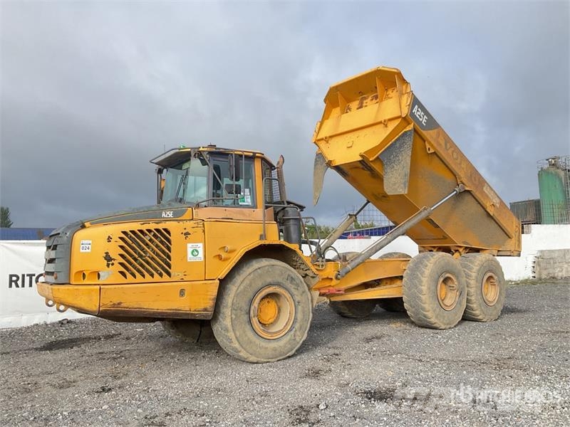 Volvo A25E Liigendraamiga pinnaseveokid