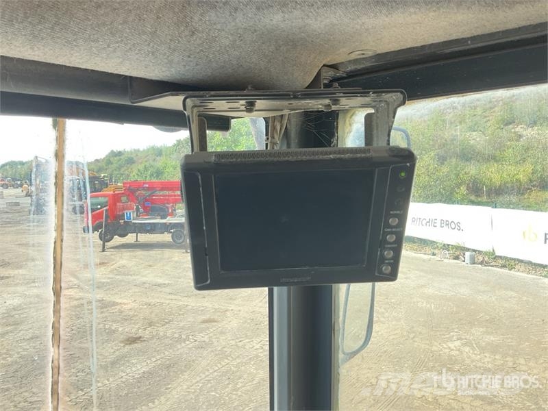 Volvo A25E Dumper - Knickgelenk