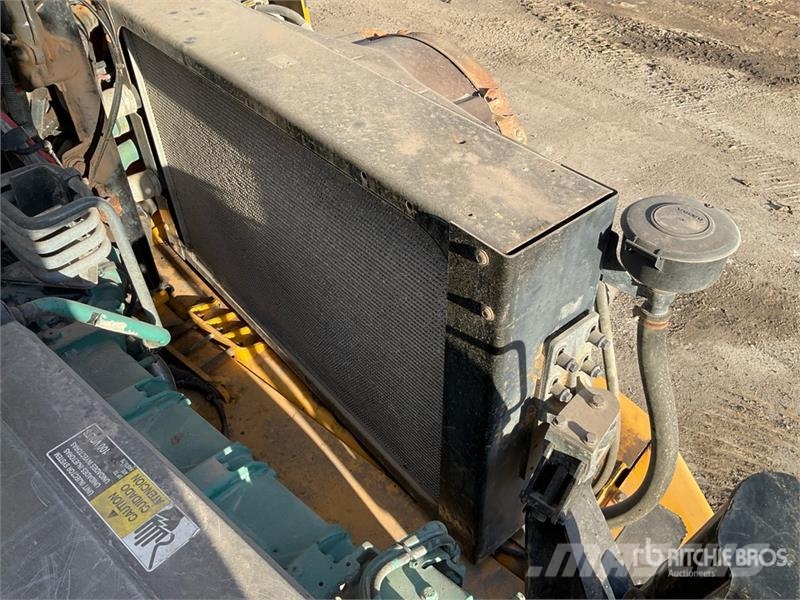Volvo A40F Liigendraamiga pinnaseveokid