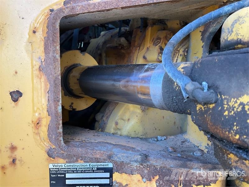 Volvo A40F Liigendraamiga pinnaseveokid