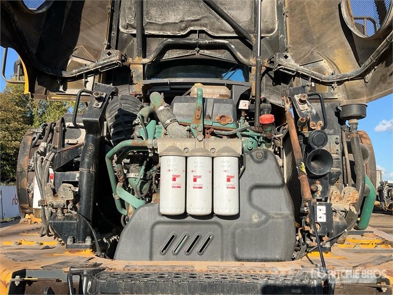 Volvo A40F Liigendraamiga pinnaseveokid