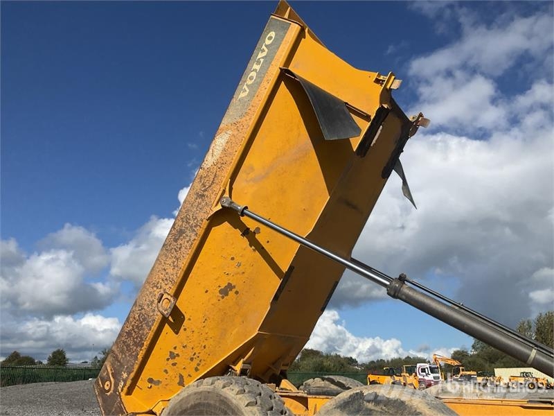 Volvo A40F Dumpperit
