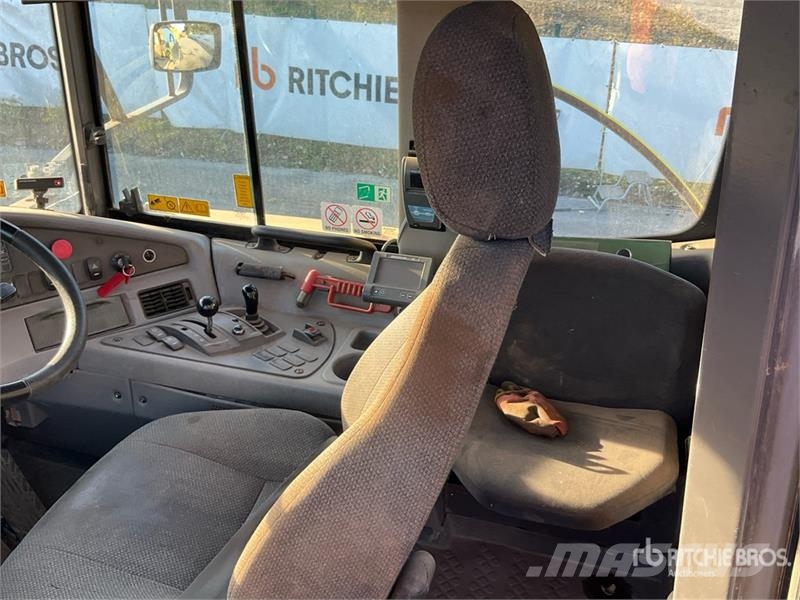 Volvo A40F Liigendraamiga pinnaseveokid