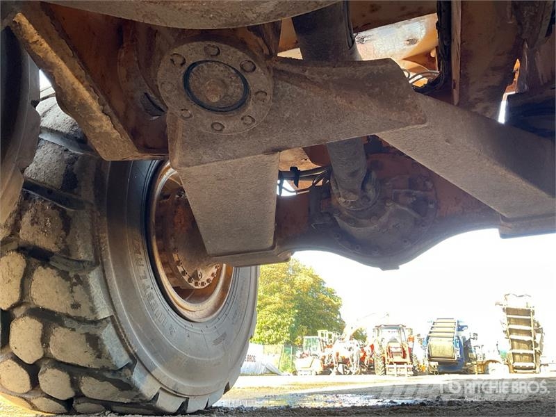 Volvo A40F Liigendraamiga pinnaseveokid