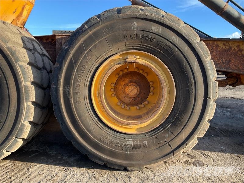 Volvo A40F Liigendraamiga pinnaseveokid