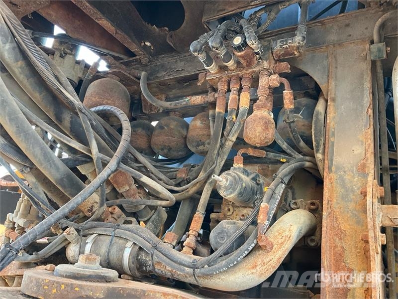 Volvo A40F Liigendraamiga pinnaseveokid