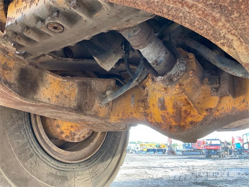 Volvo A40F Liigendraamiga pinnaseveokid