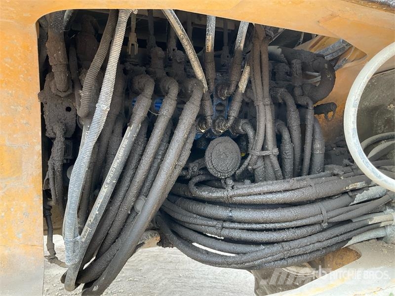 Volvo BL71 لوادر ذات جرافات عكسية